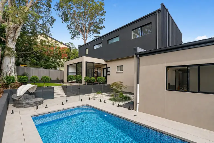 3 Deller Place