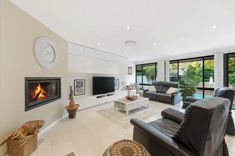 1 Taynish Avenue