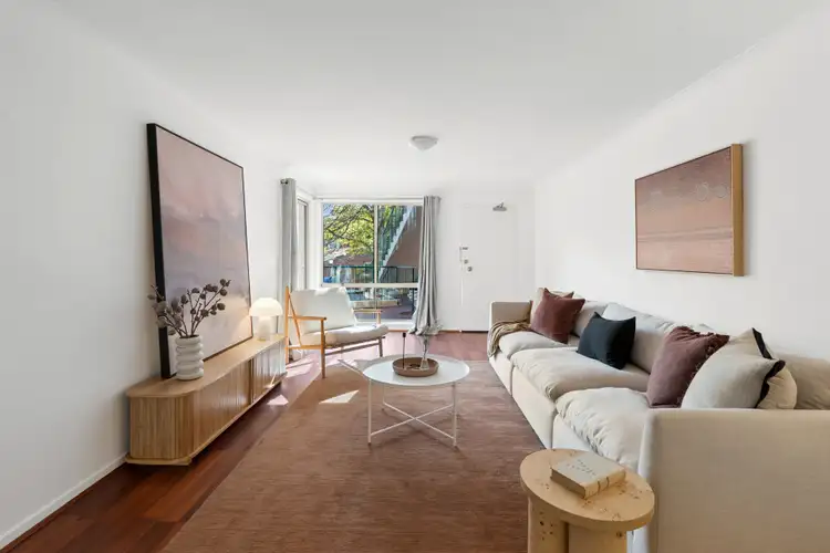 44 Jerrabomberra Avenue