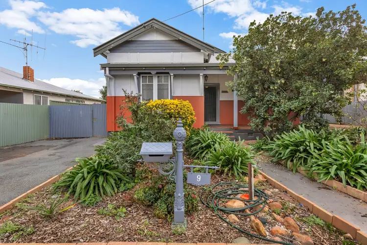 9 Carrington Street