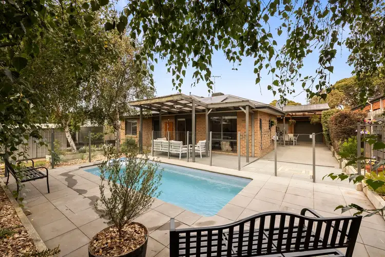 42 Seahaze Drive
