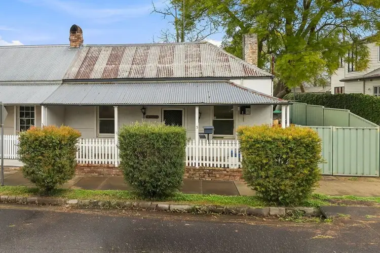 5 Catherine Street