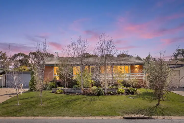 54 Holden Crescent