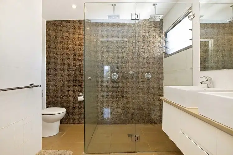 Sixth view of Homely apartment listing, 2/6 Warrego Court, Larrakeyah NT 820