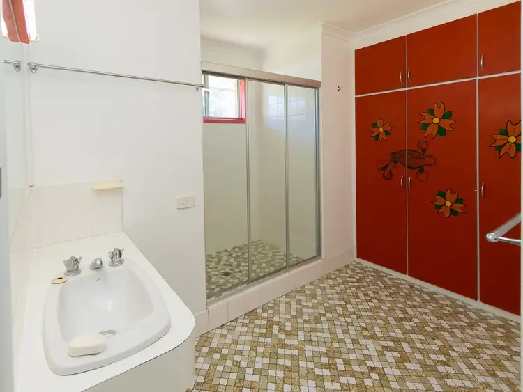 Fourth view of Homely house listing, 289 Torquay Terrace, Torquay QLD 4655