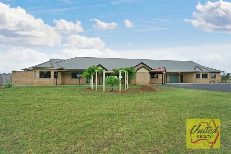 13/690 Montpelier Drive, The Oaks NSW 2570