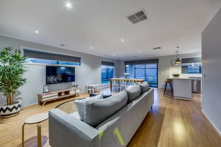 Sixth view of Homely house listing, 7 Warrenwood Place, Langwarrin VIC 3910