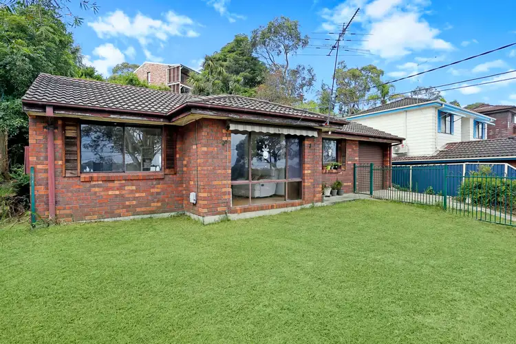71 Corinth Road, Heathcote NSW 2233