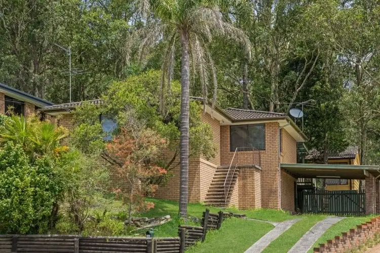 102 Casey Drive, Watanobbi NSW 2259