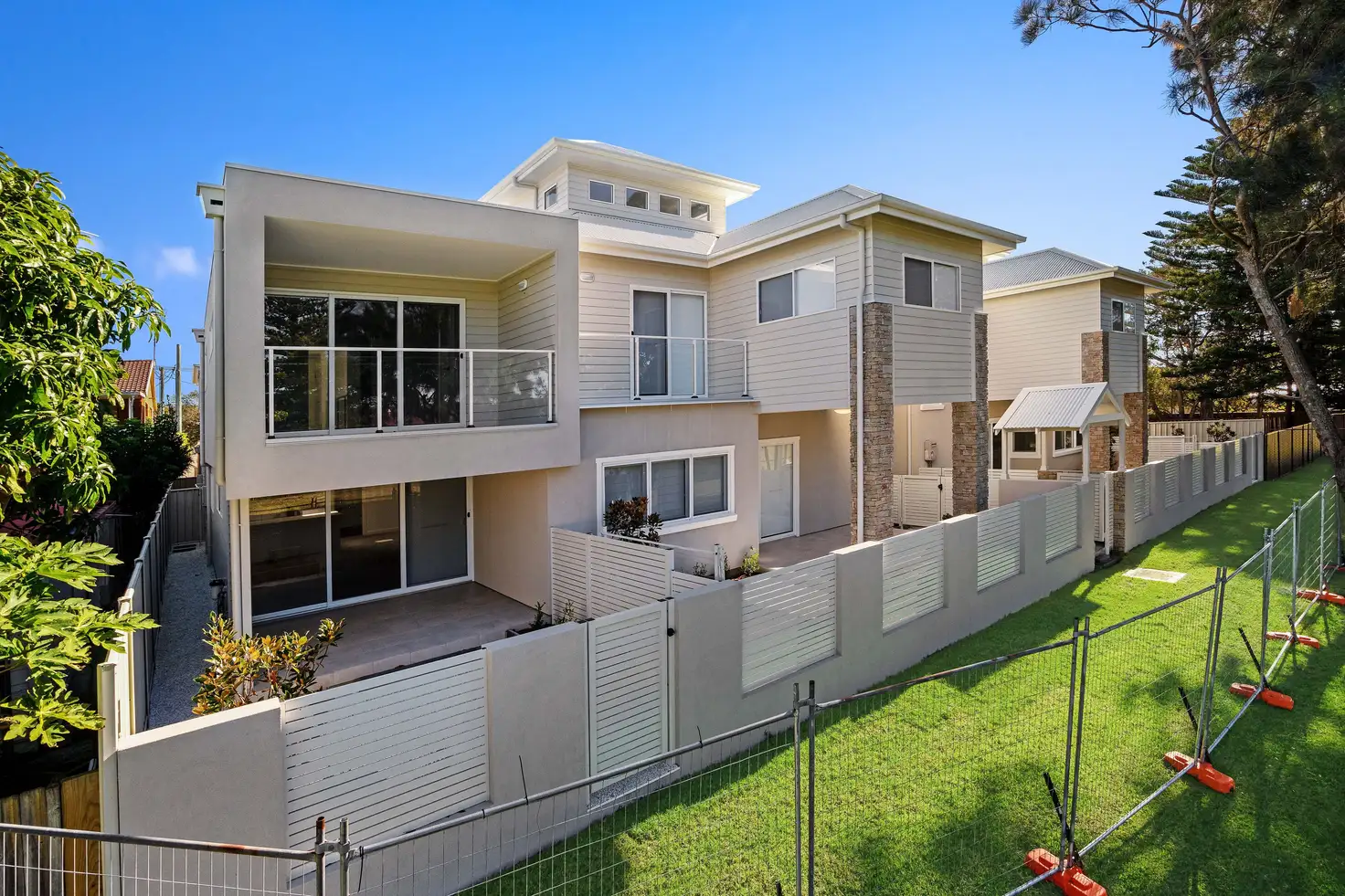 Main view of Homely townhouse listing, 6/102-104 Broken Bay Road, Ettalong Beach NSW 2257