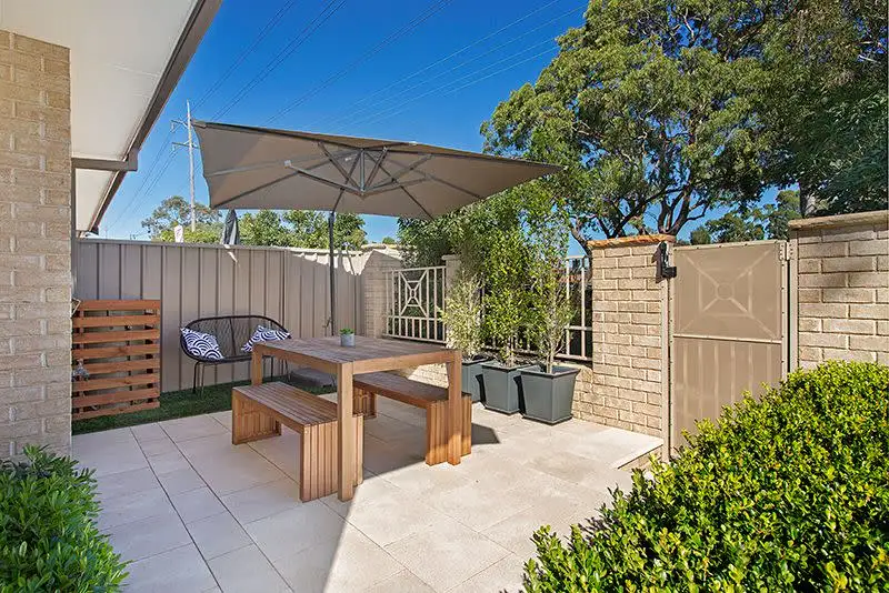 Main view of Homely townhouse listing, 1/82-86 Banksia Avenue, Engadine NSW 2233