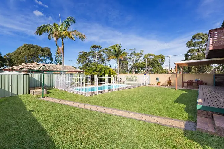 8 Keats Place, Heathcote NSW 2233
