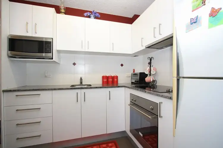 2/47 Stopford Street, Wooloowin QLD 4030