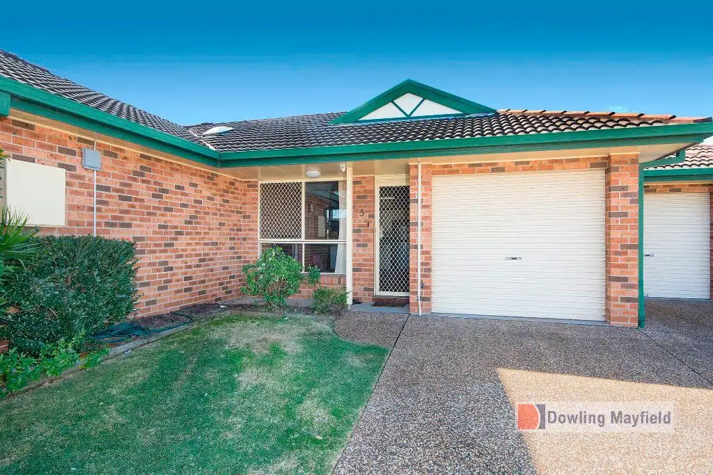 Main view of Homely villa listing, 5/64 Macquarie Street, Mayfield NSW 2304