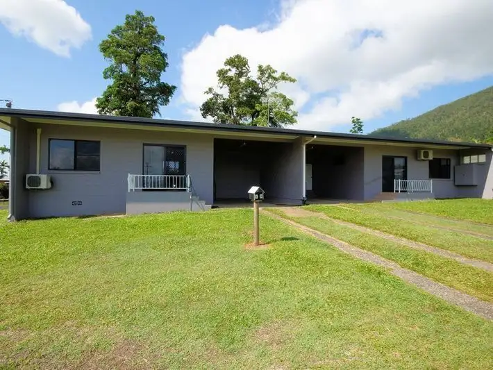 9 Henry Street, Tully QLD 4854