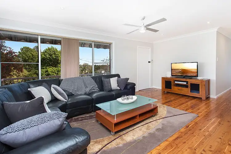 8 Electra Street, Heathcote NSW 2233