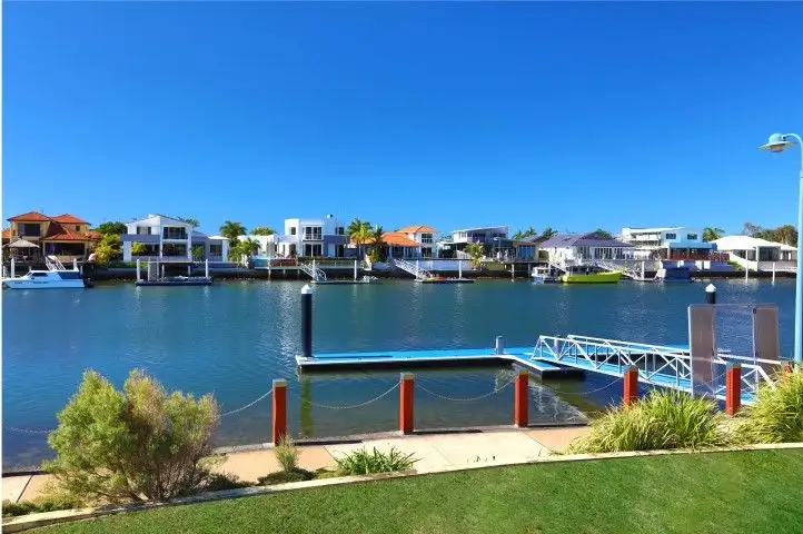 6 Tarawa Street, Parrearra QLD 4575