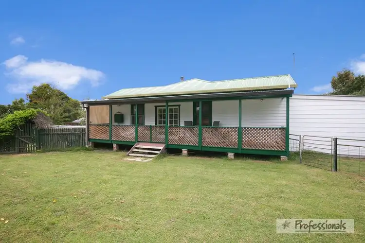 Sixth view of Homely house listing, 18 Samuelson Crescent, Armidale NSW 2350
