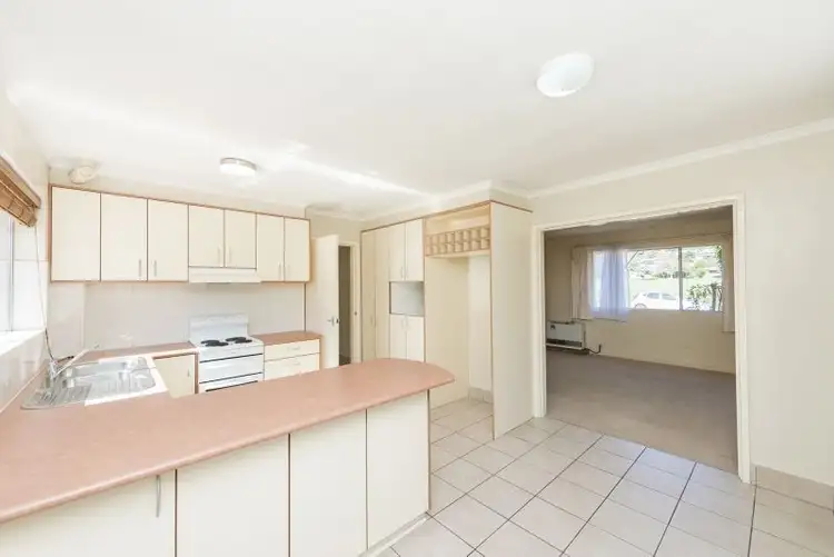 Fifth view of Homely apartment listing, 32 Longerenong Street, Farrer ACT 2607