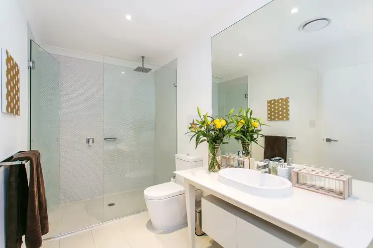 Sixth view of Homely semi-detached listing, 904 Medinah Avenue, Robina QLD 4226