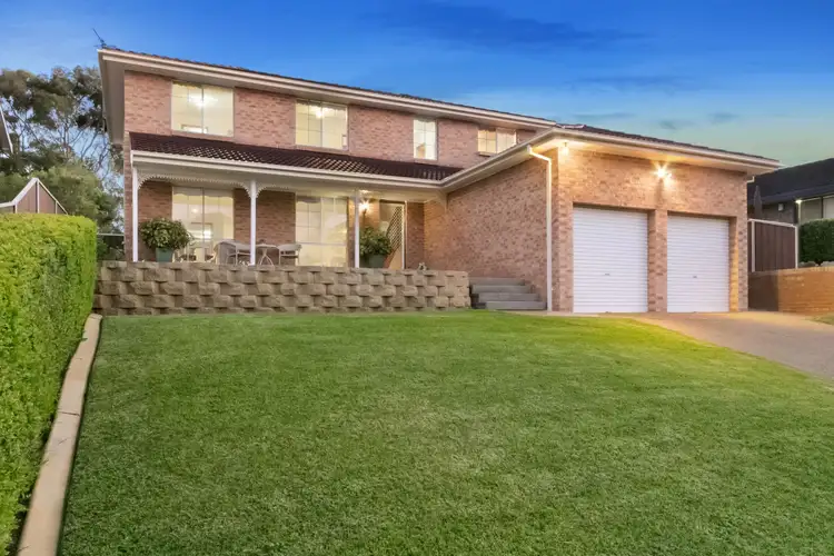 8 Henry Kendall Close, Heathcote NSW 2233