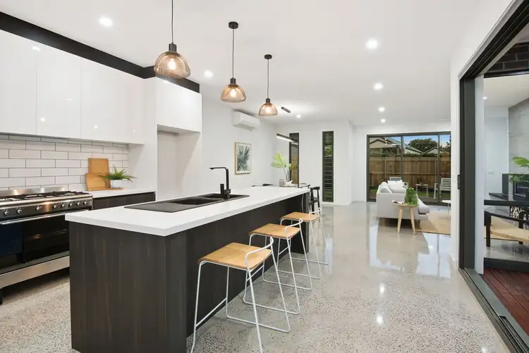 2/10 Whitton Street, Ocean Grove VIC 3226