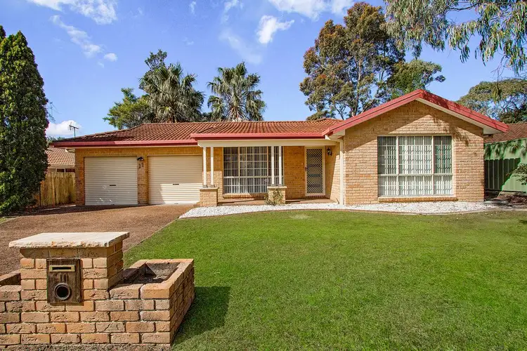 11 Woodley Close, Kariong NSW 2250
