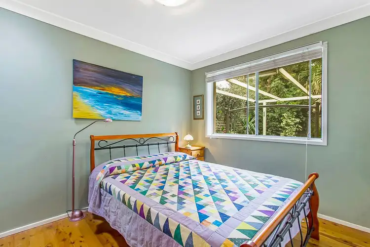 Fifth view of Homely house listing, 2 Daphne Close, Wyoming NSW 2250