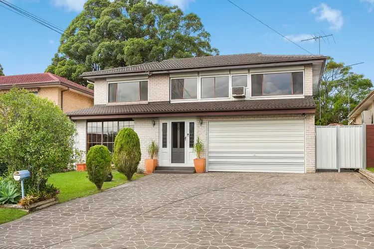6 Renmark Place, Engadine NSW 2233