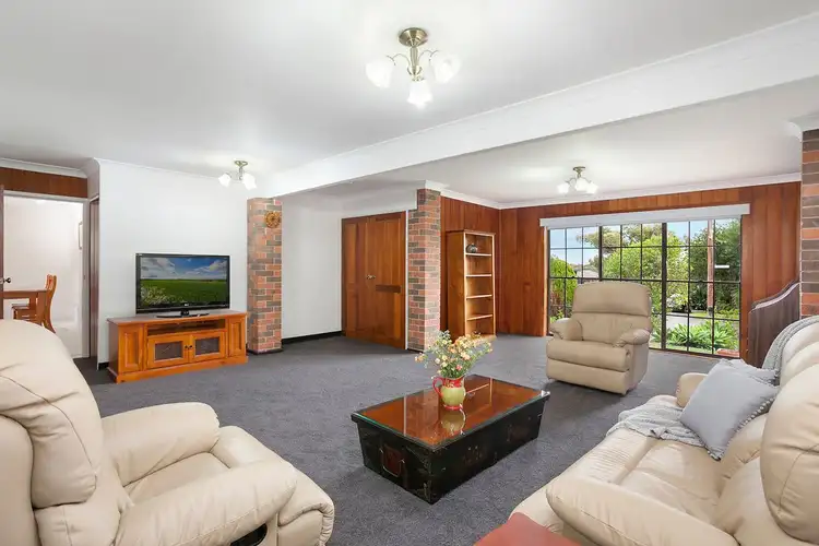 Second view of Homely house listing, 6 Renmark Place, Engadine NSW 2233