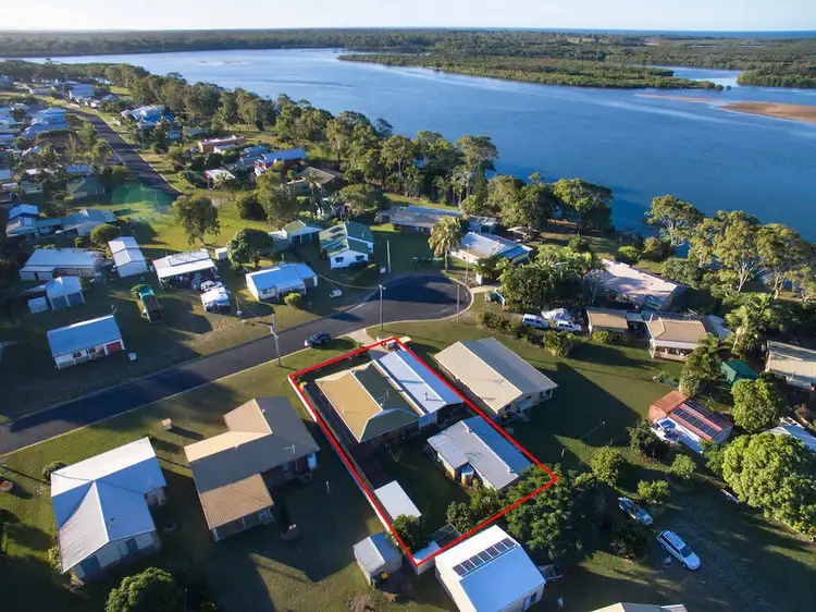 10 Wattle Street, Winfield QLD 4670