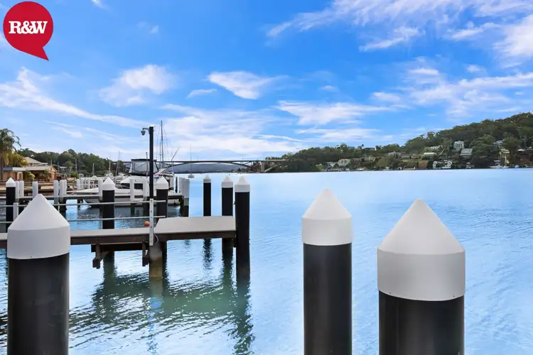 160 Booker Bay Road, Booker Bay NSW 2257