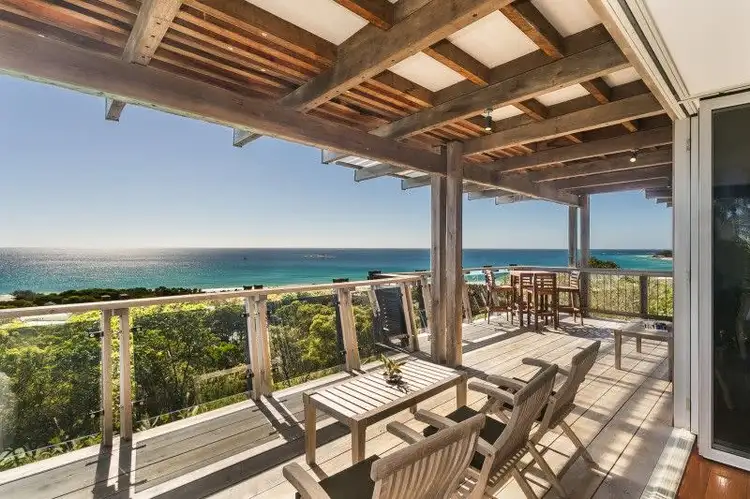 16 Merinda, Point Lookout QLD 4183