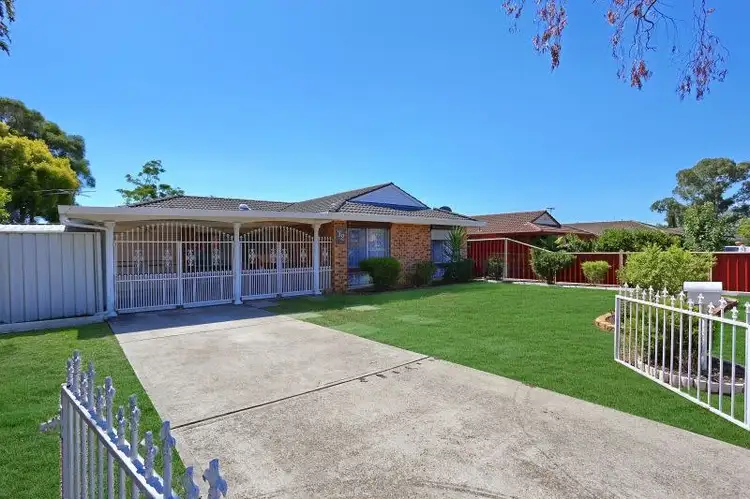 72 Queenscliff Dr, Woodbine NSW 2560