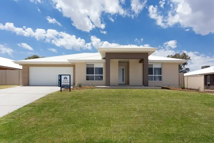 65 Barmedman Avenue, Gobbagombalin NSW 2650