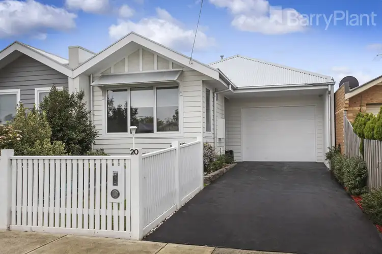 Main view of Homely unit listing, 20 Couch Street, Sunshine VIC 3020