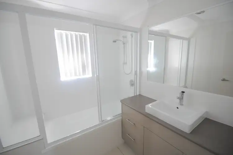 Sixth view of Homely house listing, 17 Parklink West Av, Wondunna QLD 4655