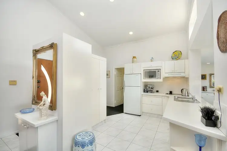 Seventh view of Homely house listing, 3 Helen Court, Broadbeach Waters QLD 4218