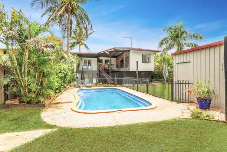 25 St Bees Avenue, Bucasia QLD 4750