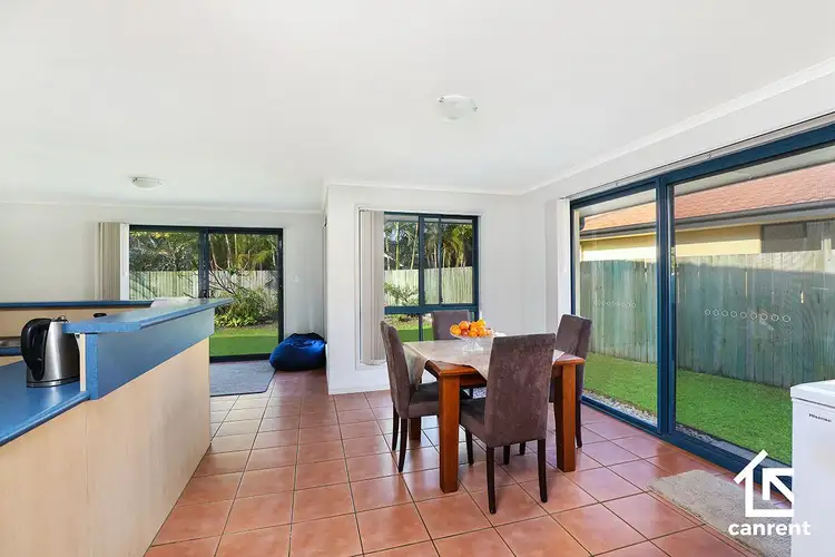 25 Lacewing Drive