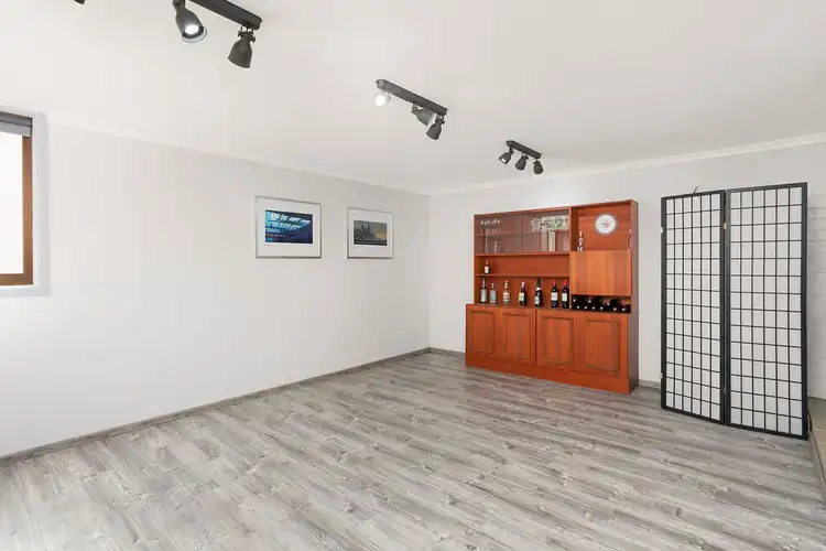 2 Dorset Road, Heathcote NSW 2233
