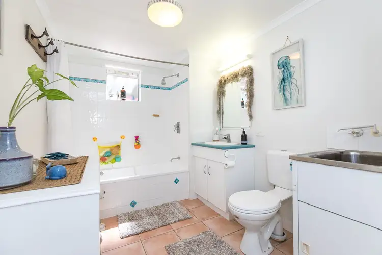 Fourth view of Homely unit listing, 1/21 Galeen St, Point Lookout QLD 4183