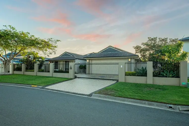 9 Manacor Place, Coombabah QLD 4216