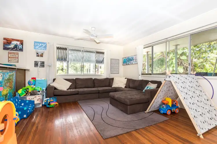 Second view of Homely house listing, 7 Bigoon Rd, Point Lookout QLD 4183