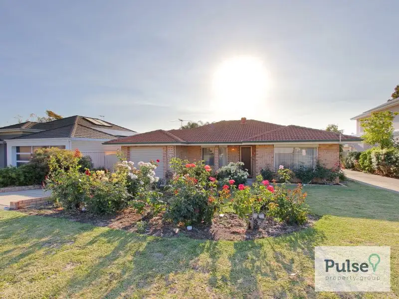Main view of Homely house listing, 11a Pepler Avenue, Salter Point WA 6152