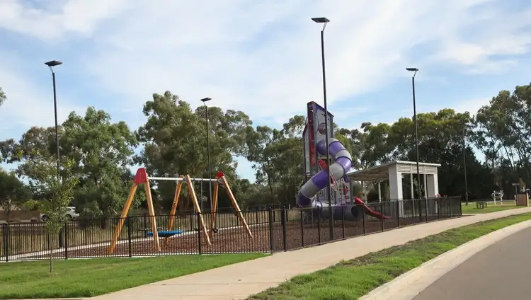 Fifth view of Homely townhouse listing, 2/7 Darcy Drive, Boorooma NSW 2650