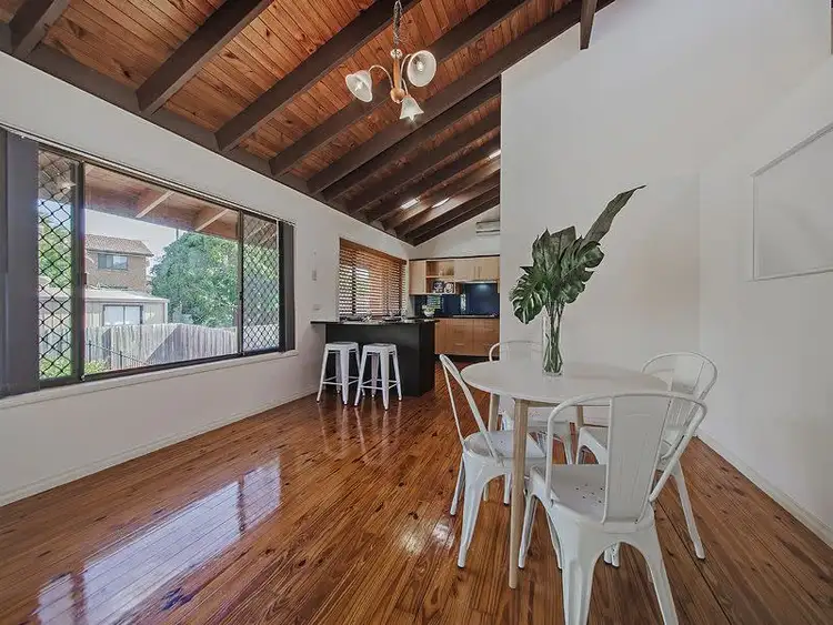 Fifth view of Homely house listing, 301 Winstanley Street, Carindale QLD 4152