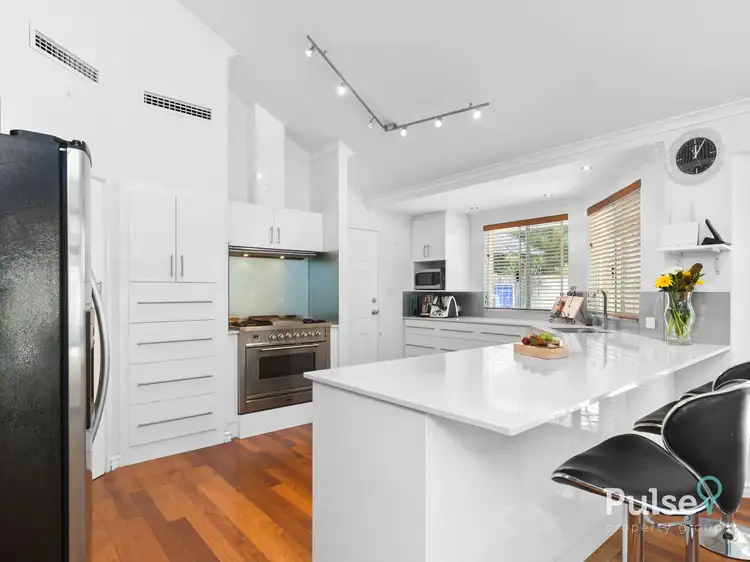7 Maplin Place, Rossmoyne WA 6148