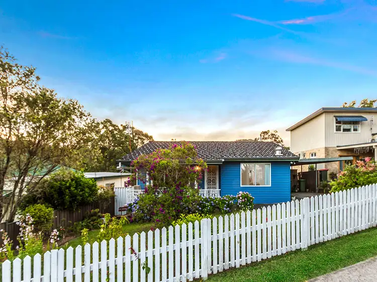 76 Renwick Street, Wyoming NSW 2250