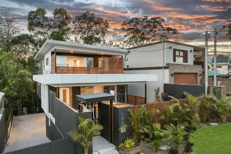 193 Carmody Road, St Lucia QLD 4067